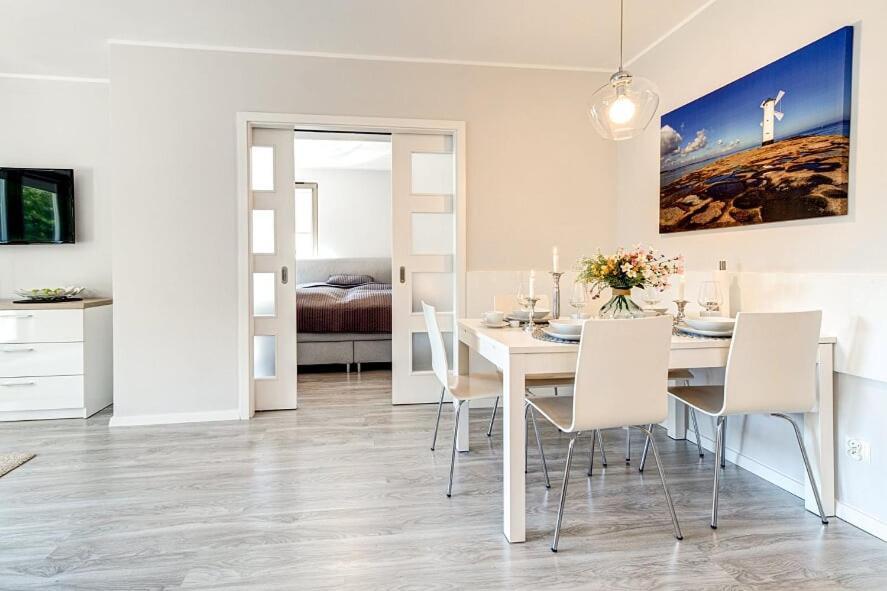 White Apartment Swinemuende Exterior photo